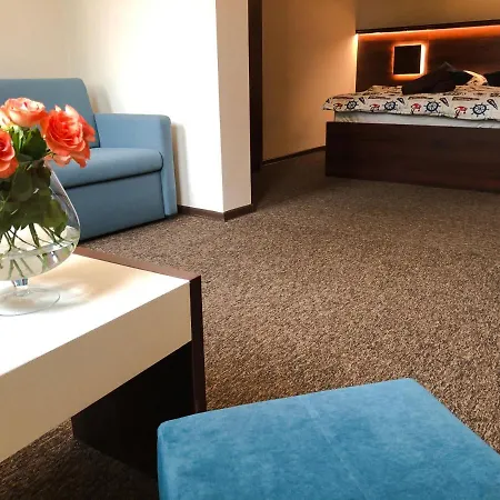 Pod Zegarem ليبا