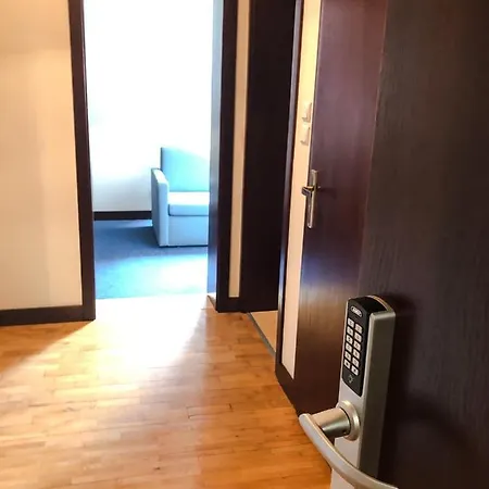 Pod Zegarem * Leba