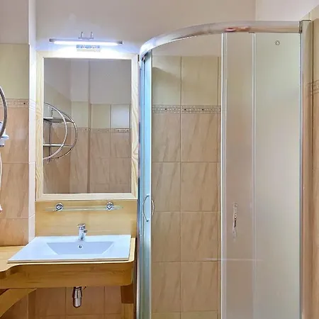 منزل للإقامة Pod Zegarem