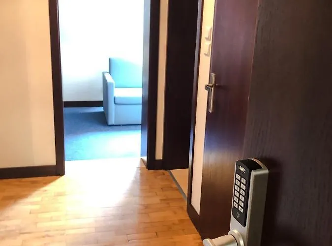 Pod Zegarem * ウェバ