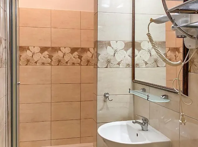 ホームステイ Pod Zegarem *