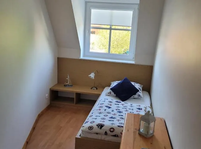 Pod Zegarem ホームステイ *