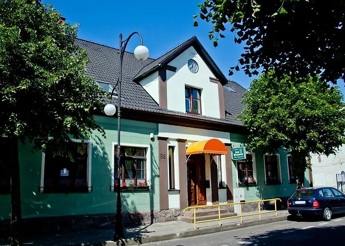 ホームステイ Pod Zegarem *