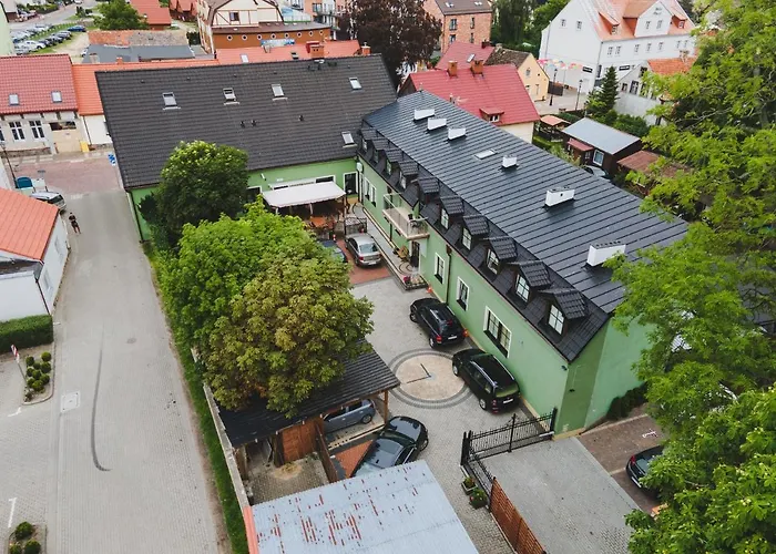 ホームステイ Pod Zegarem ウェバ